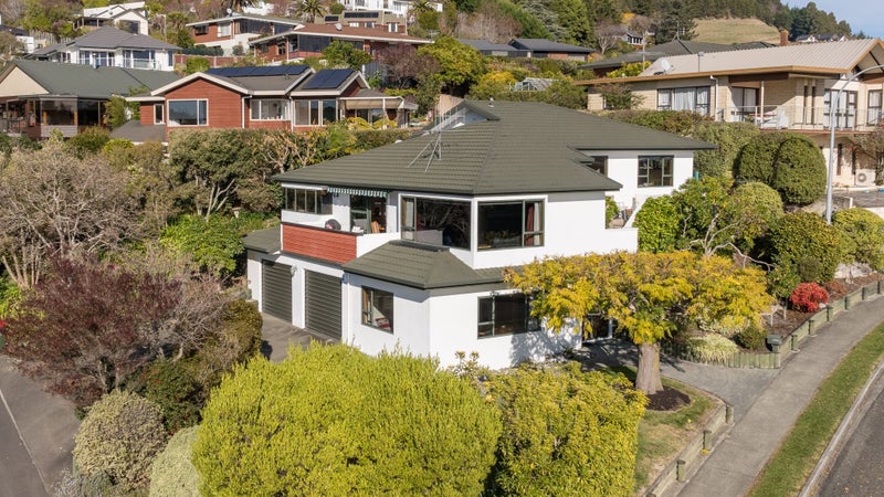 21 Eversley Terrace, Richmond - Carousel 1