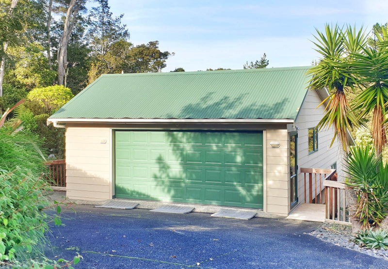 3/32 Glendhu Road, Bayview, Auckland - Carousel 2