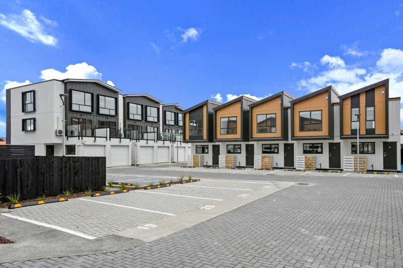 24 Red Arches Road, Henderson, Auckland - Carousel 16
