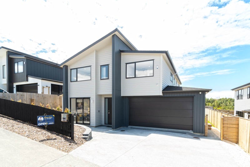 30 Longshore Drive, Long Bay, Auckland - Carousel 1