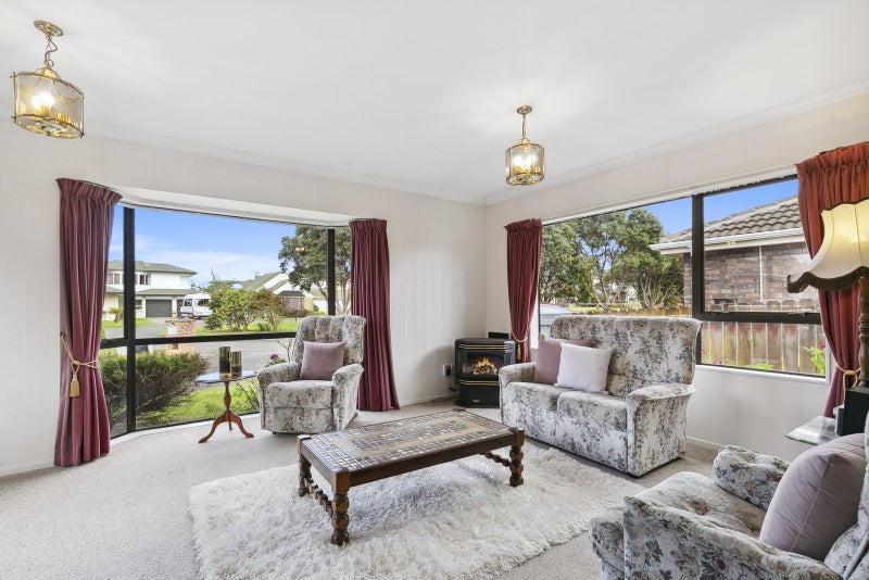 14 Manly Garden, PARAPARAUMU BEACH, PARAPARAUMU - Carousel 2