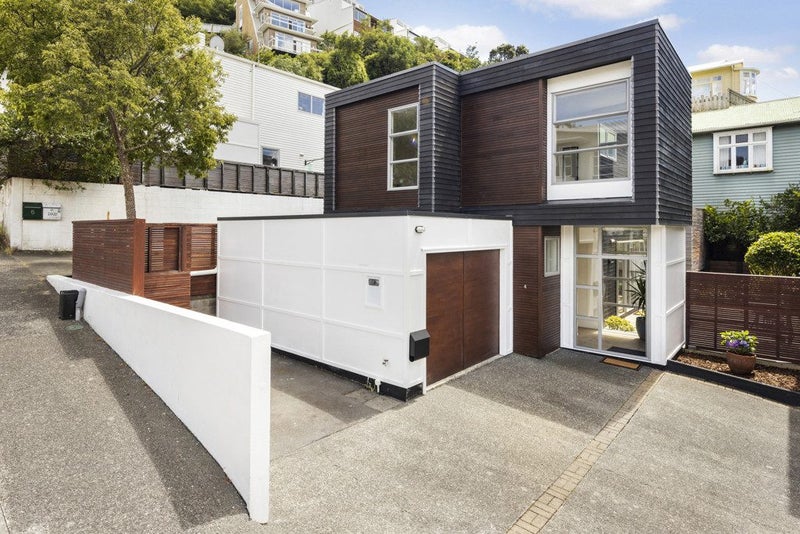 4 Tiketike Way, Brooklyn, Wellington - Carousel 1