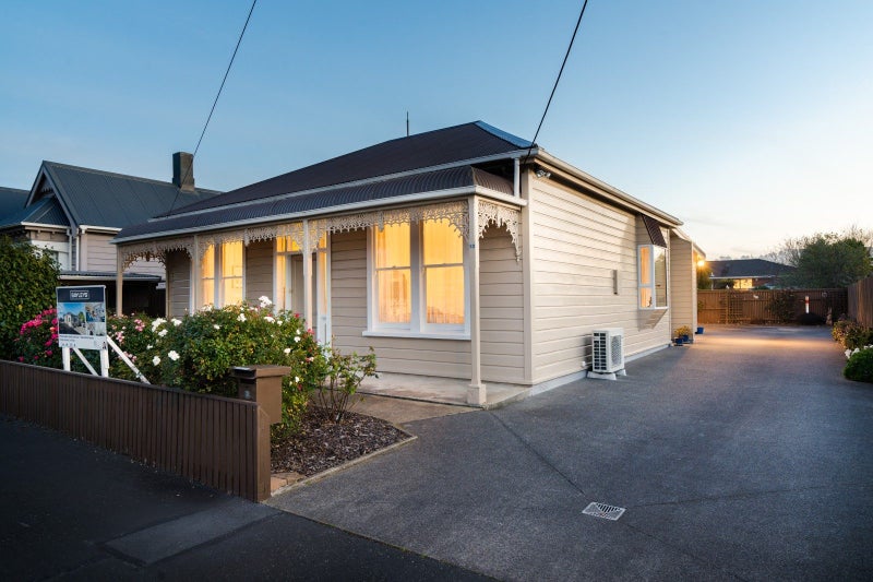 12 Ajax Street, Saint Kilda, Dunedin - Carousel 1