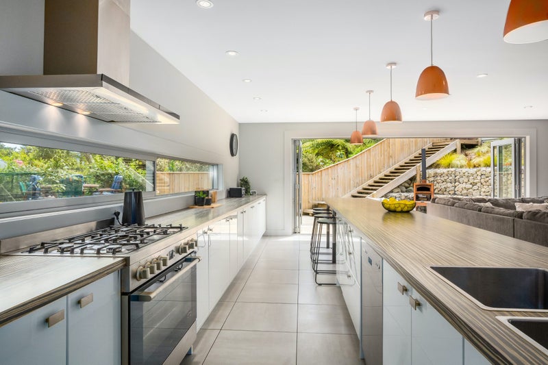 18 Plateau Road, Te Marua, Upper Hutt - Carousel 2