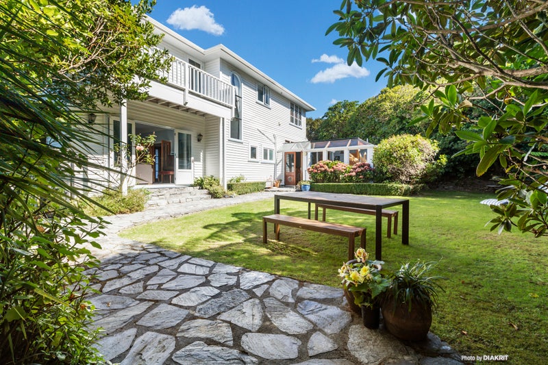 20 Ariki Road, Hataitai, Wellington - Carousel 2