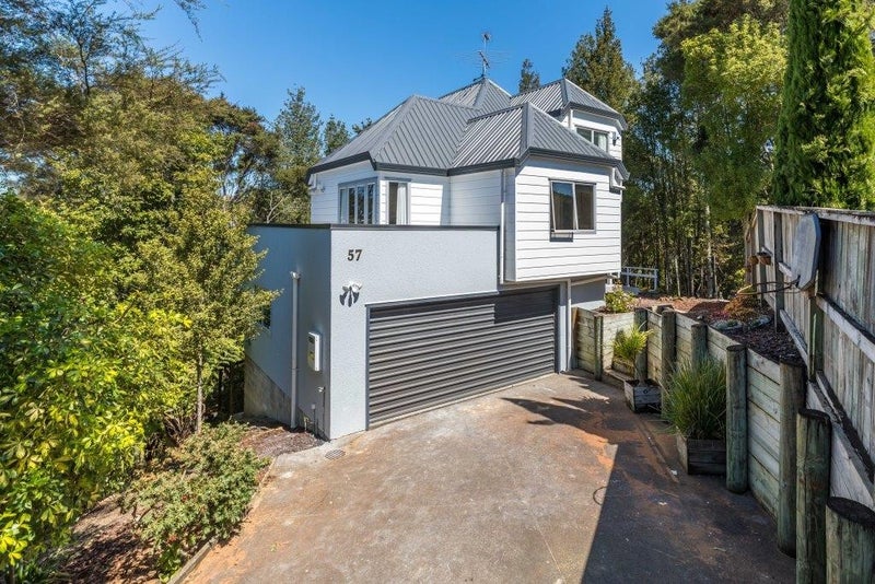 1/57 James Evans Drive, Northcote, North Shore City - Carousel 1