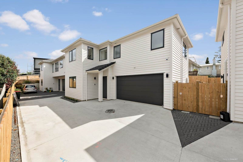 104B Union Road, Howick, Auckland - Carousel 1