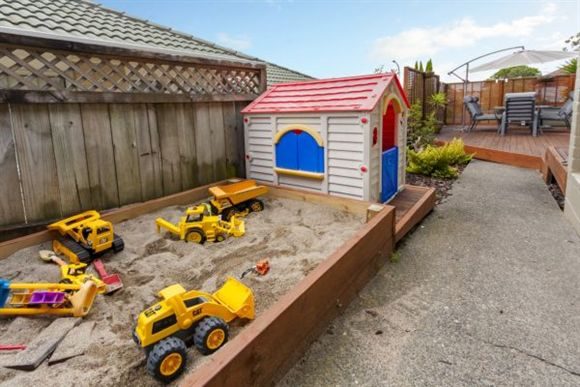 1/19 Simmental Crescent, Somerville, Manukau - Carousel 16