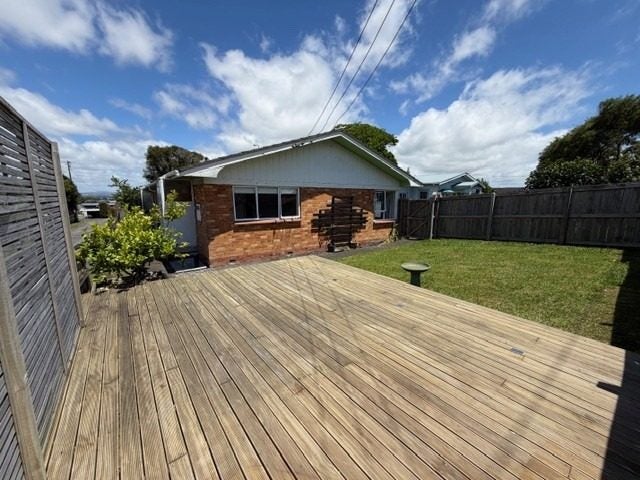 1/31 Arthur Road, Hillpark, Auckland - Carousel 1