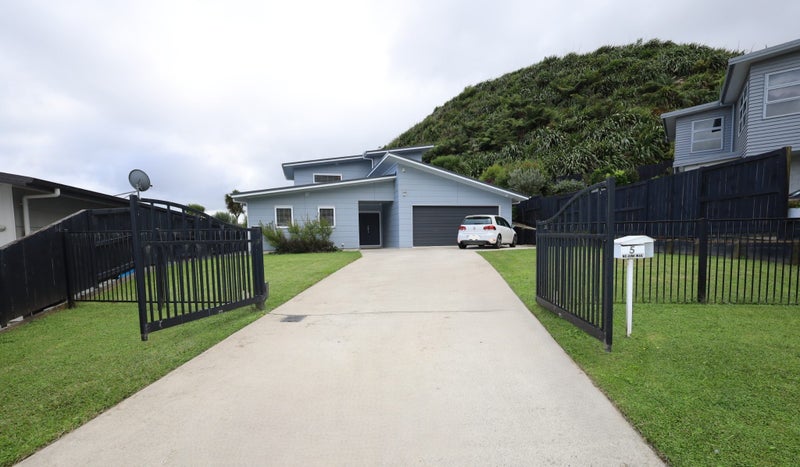 5 Furl Close, Pyes Pa, Tauranga - Carousel 1
