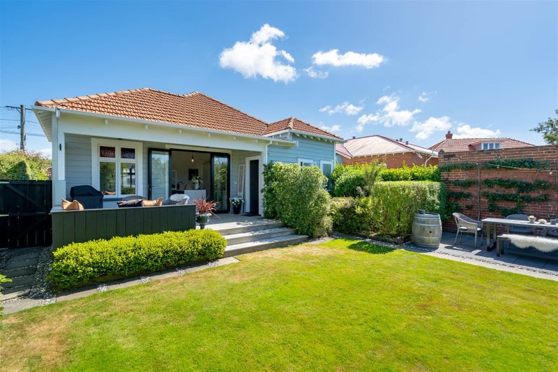 38 Ings Avenue, Saint Clair, Dunedin - Carousel 1