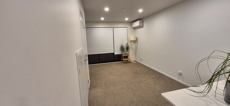 7/20 Moor Avenue, Te Atatu Peninsula, Auckland - Carousel 2