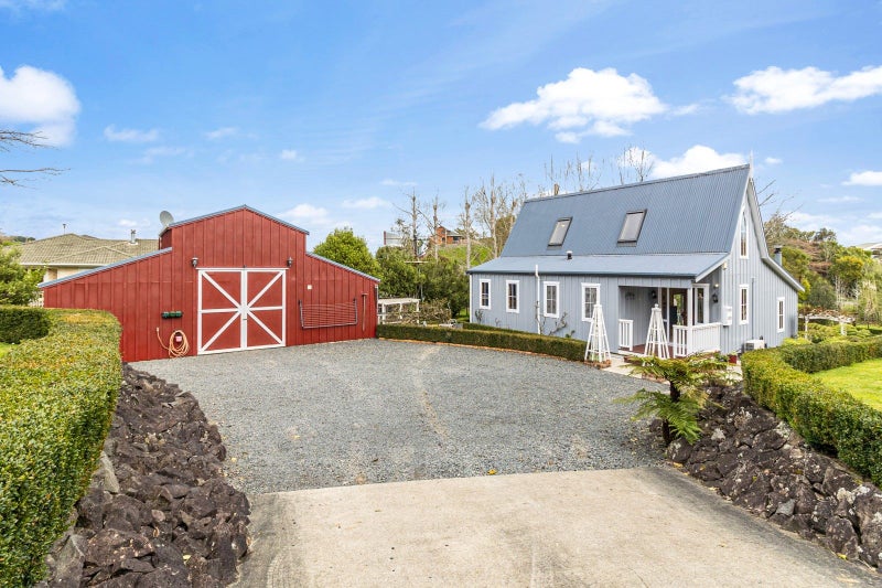 24 Lockwood Road, Hunua - Carousel 1