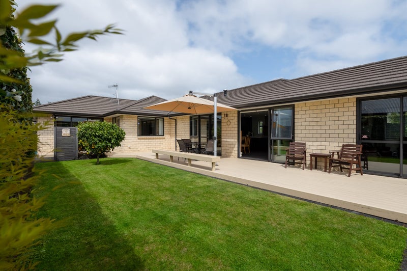 2 Rose Street, Maeroa, Hamilton - Carousel 2