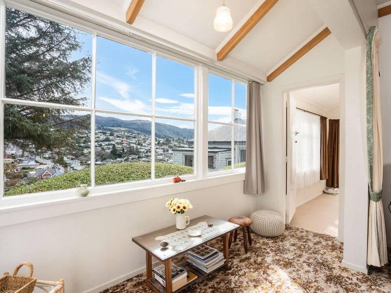 27 Hereford Street, Roslyn, Dunedin - Carousel 1