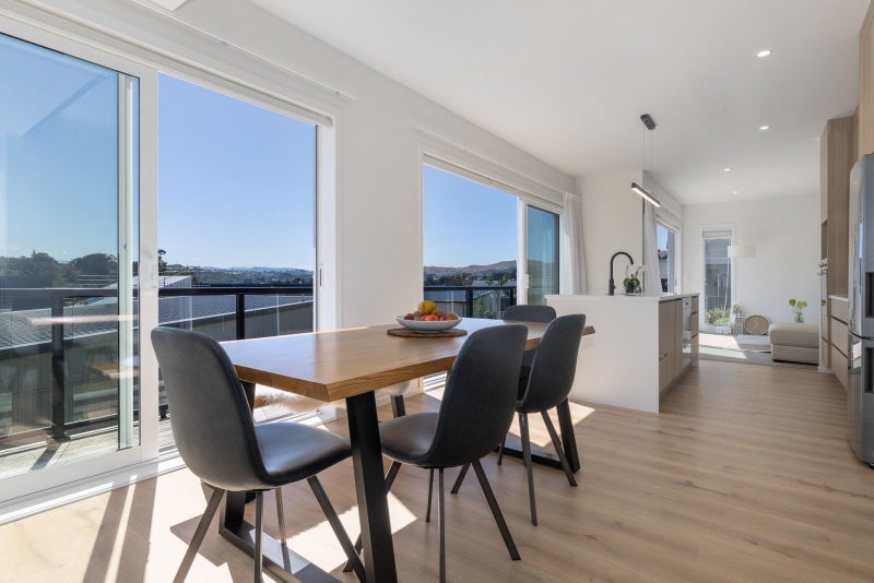 30 Hokioi Drive, Kenepuru, Porirua - Carousel 2