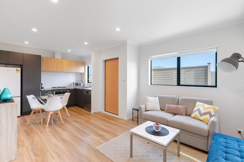 54 Te Napi Drive, Takanini, Auckland - Carousel 2