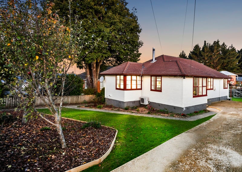 25 Ashmore Street, Halfway Bush, Dunedin - Carousel 1