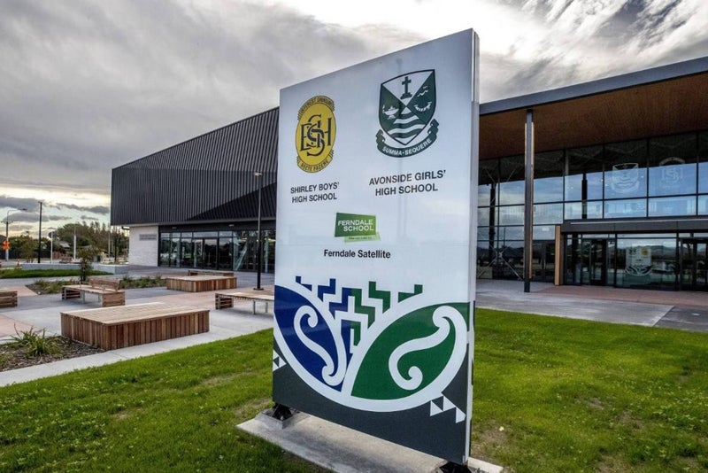 10 Freeville Place, New Brighton, Christchurch - Carousel 8