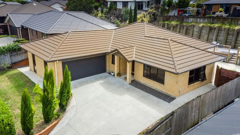 54 Farnborough Drive, Nawton, Hamilton - Carousel 1
