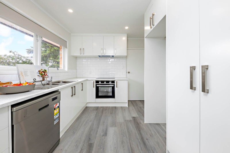 14 Stainton Place, Otara, Auckland - Carousel 2