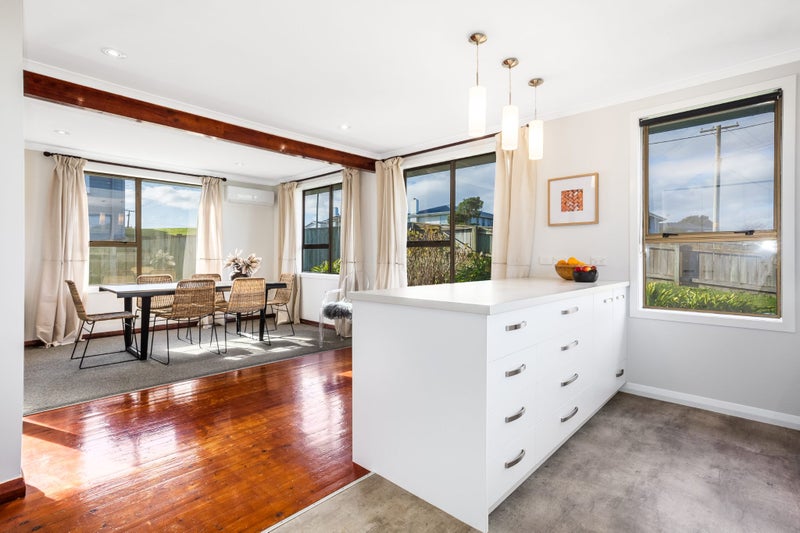 111 Waiuta Street, Titahi Bay, Porirua - Carousel 2