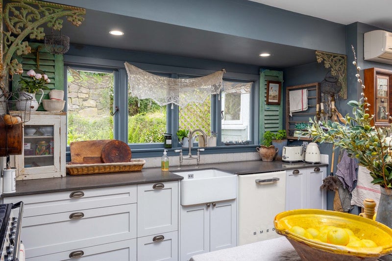 33 Sandy Beach Road, Lyttelton - Carousel 1