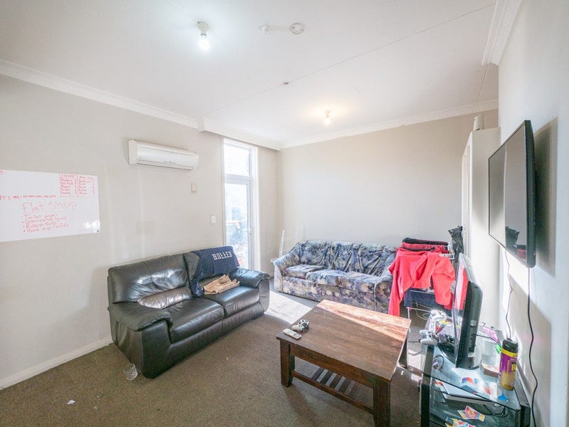 82 Harrow Street, North Dunedin, Dunedin - Carousel 4