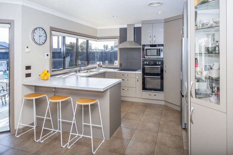 4 Tarrango Way, Rototuna, Hamilton - Carousel 2