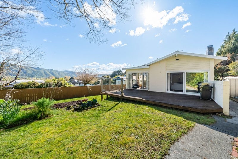 78 Cruickshank Road, Clouston Park, Upper Hutt - Carousel 1