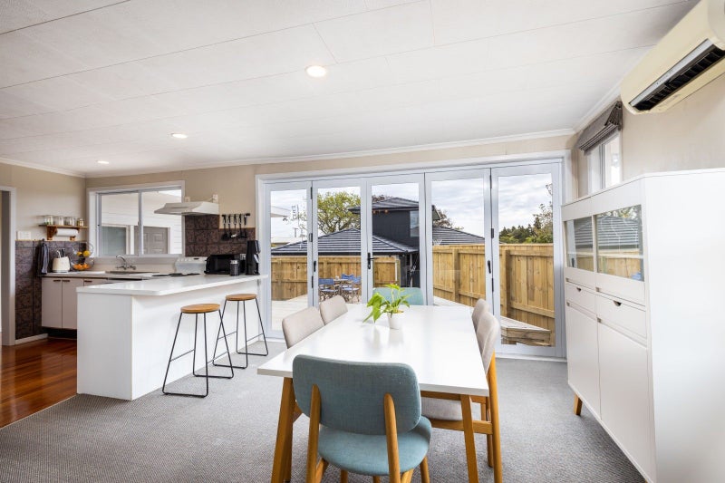 21 Tarahua Road, Vogeltown, New Plymouth - Carousel 2