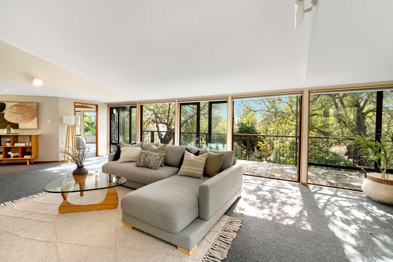 887 Cashmere Road, Halswell, Christchurch - Carousel 1