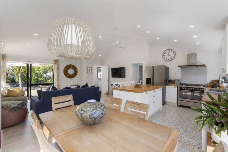 56 Polkinghorne Drive, Manly, Whangaparaoa - Carousel 2