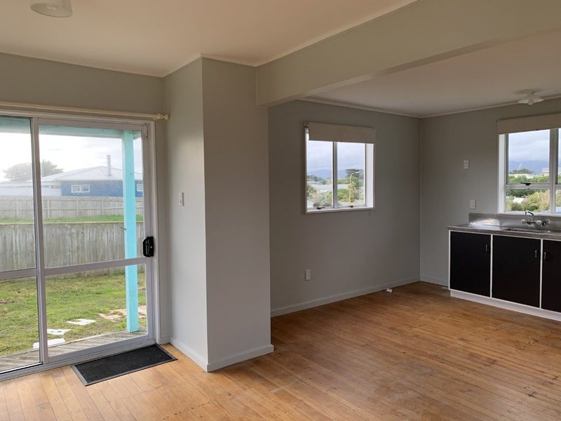 63 Gawler Street, Te Horo Beach - Carousel 2