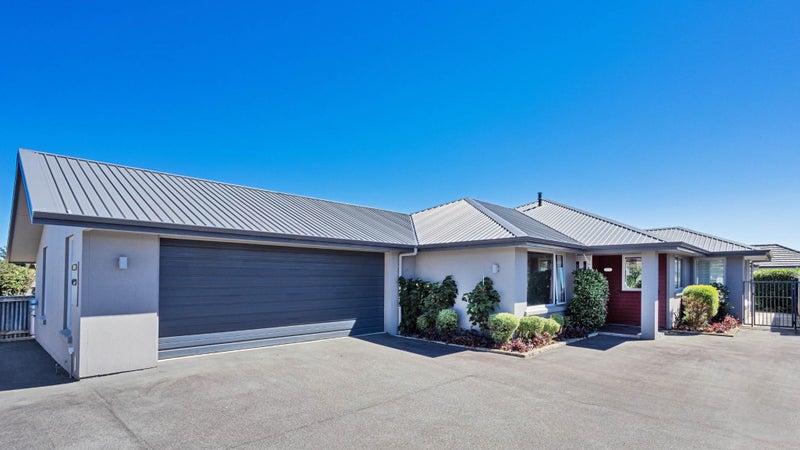 152 Newcastle Street, Windsor, Invercargill - Carousel 1