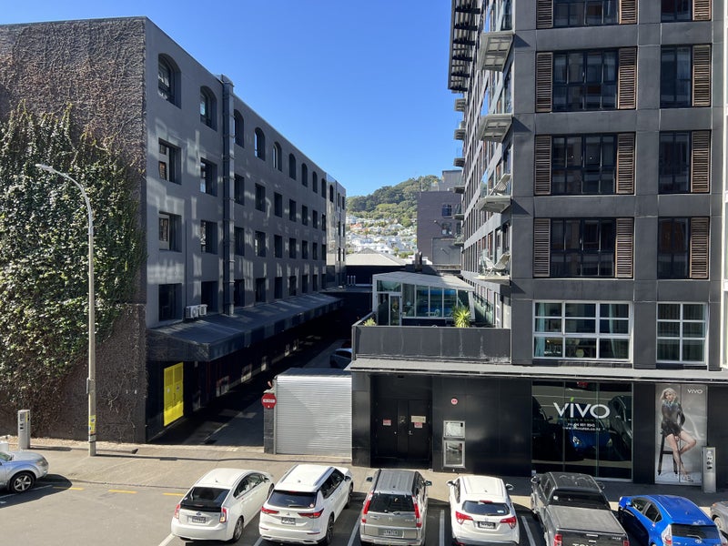 2J/245 Wakefield Street, Te Aro, Wellington - Carousel 1