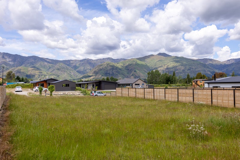 17 Sarges WAY, Wanaka - Carousel 1