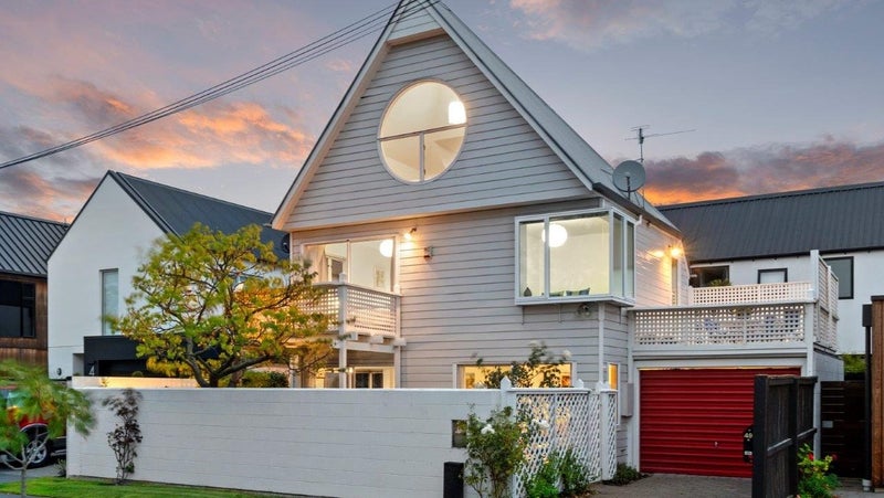 49A Gracefield Avenue, Christchurch Central, Christchurch - Carousel 1