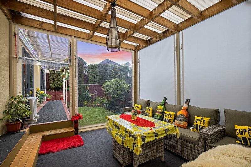 41 Lazurite Drive, Westgate, Auckland - Carousel 1