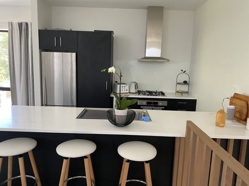 576A Grey Street, Hamilton East, Hamilton - Carousel 2