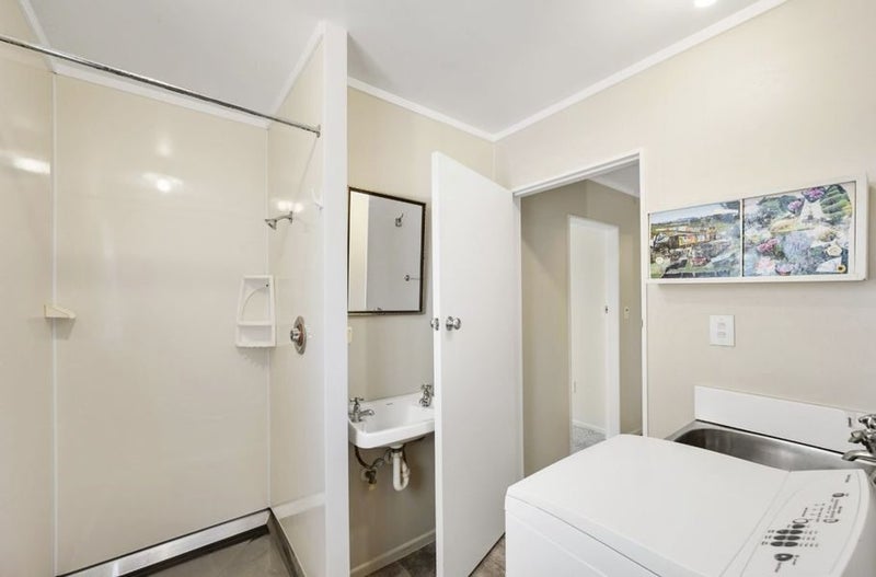 60A Ira Street, Miramar, Wellington - Carousel 7