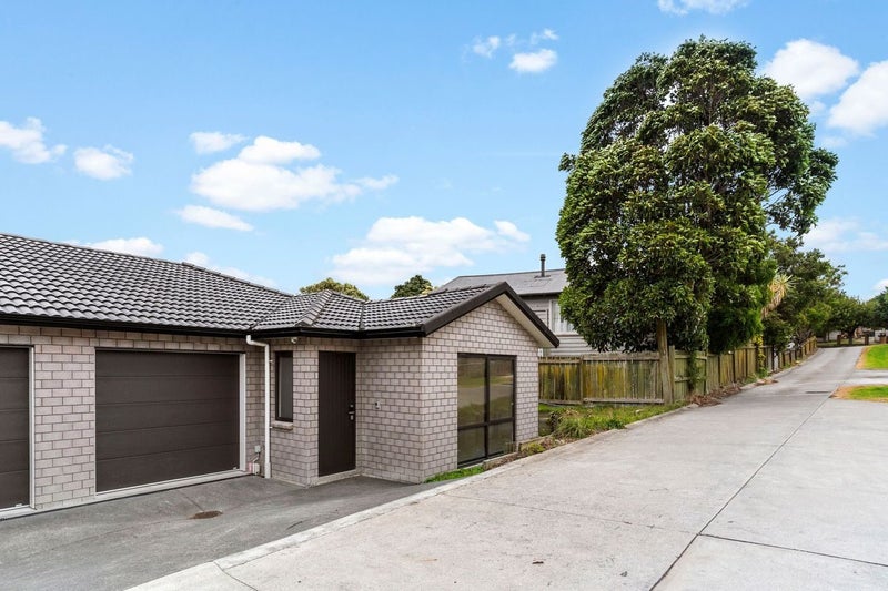 61 Ernie Pinches Street, Wesley, Auckland - Carousel 1