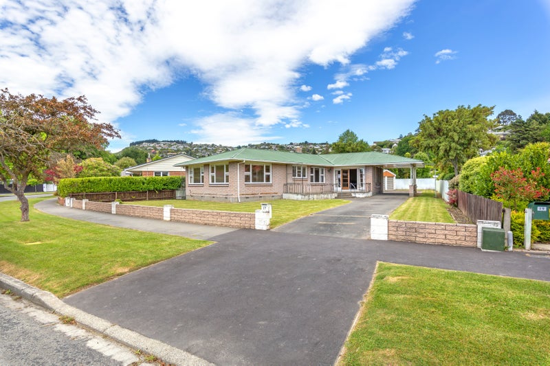 17 Remuera Avenue, Cashmere, Christchurch - Carousel 1