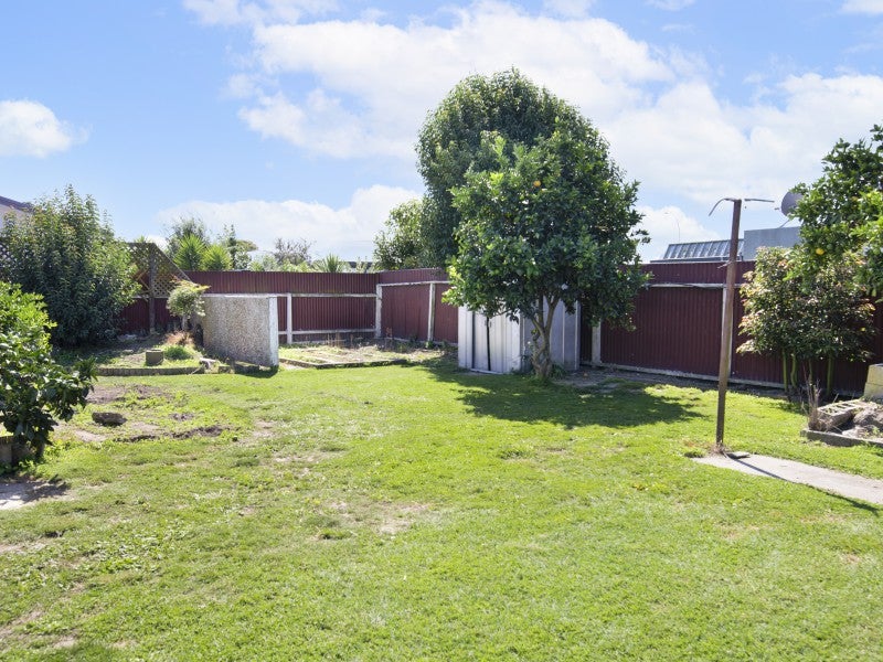 24 Skerrett Crescent, Tamatea, Napier - Carousel 19