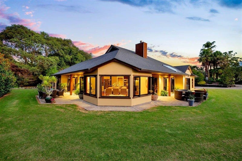 854 Ridge Road, Albany - Carousel 1