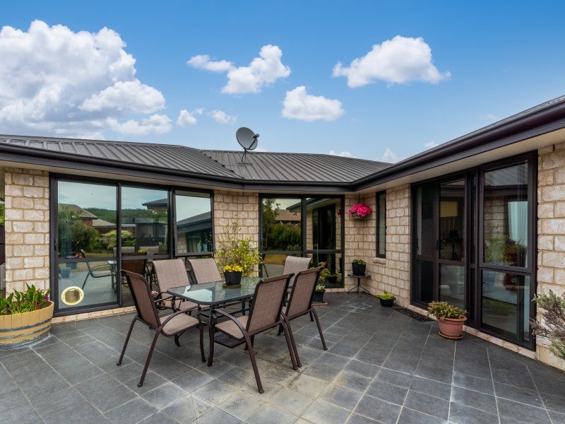 19 Admiralty Place, Waikawa, Picton - Carousel 2