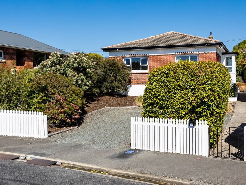 212 Elgin Road, Balaclava, Dunedin - Carousel 1