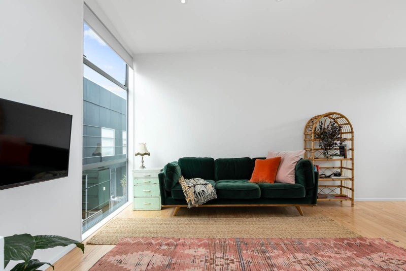 2D Middle Street, Freemans Bay, Auckland - Carousel 2