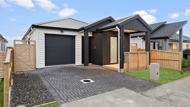 10 Woven Place, Karaka, Papakura - Carousel 1