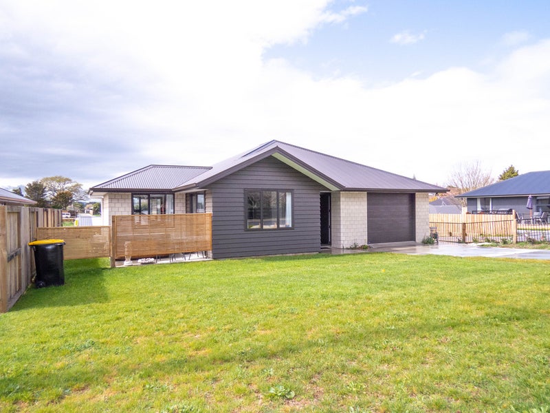 1/5 Hall Street, Kihikihi, Te Awamutu - Carousel 1